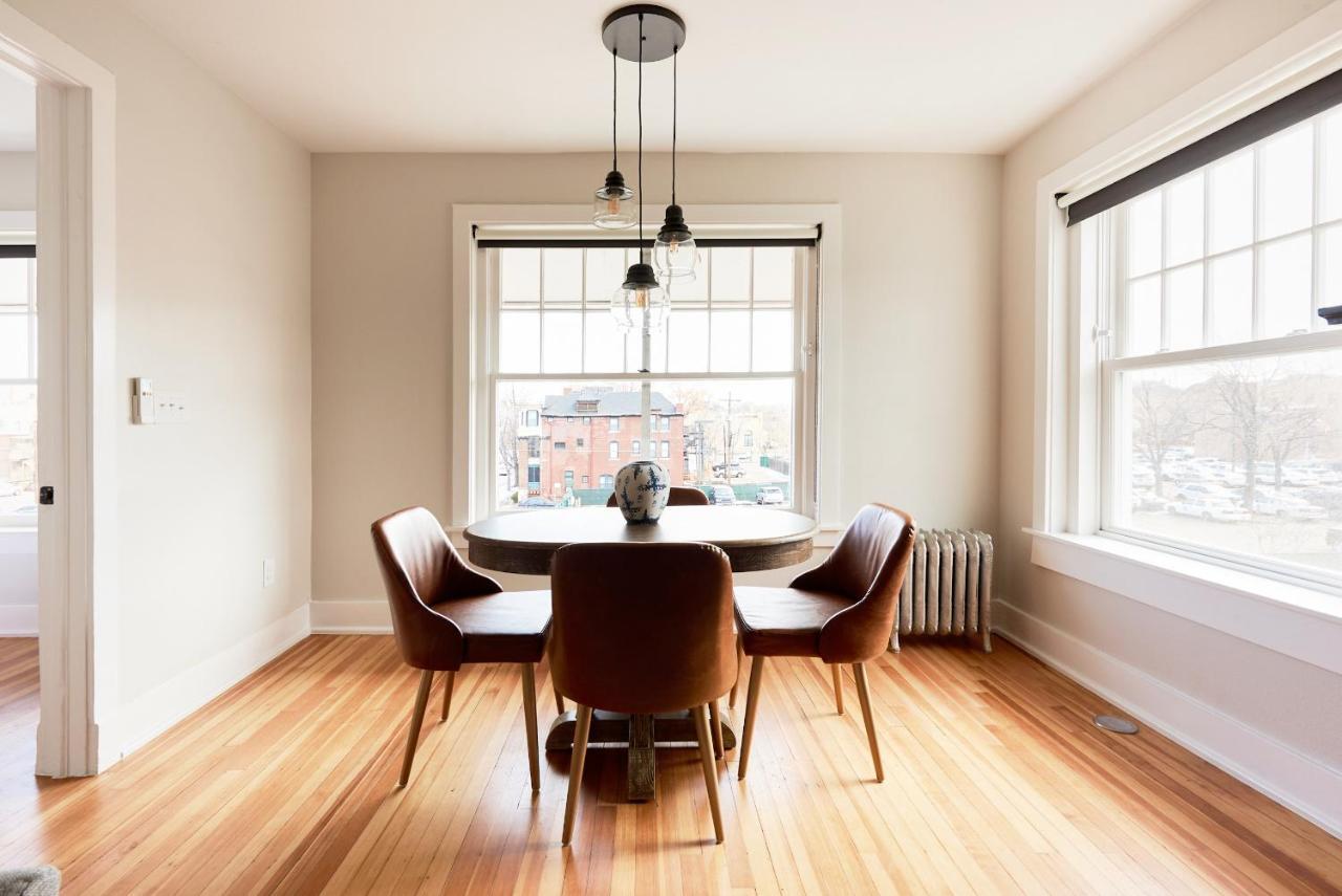Sonder The Essex Aparthotel Denver Bagian luar foto