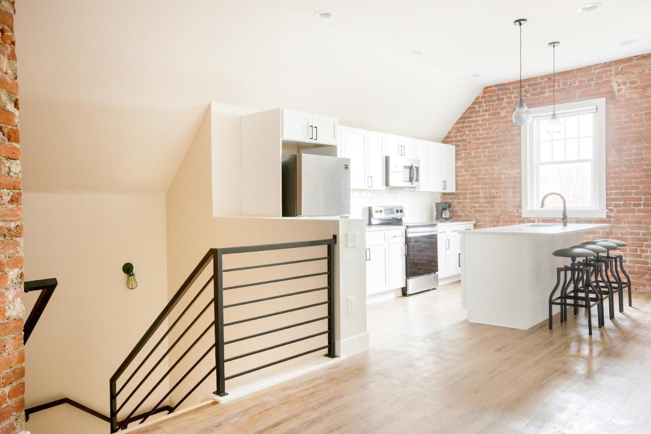 Sonder The Essex Aparthotel Denver Bagian luar foto